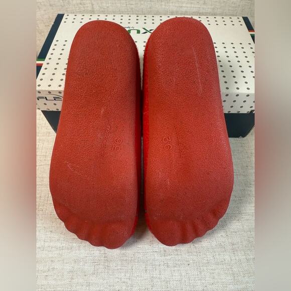 Flexus Spring Step Swanlove Felt Indoor/Outdoor Slippers Red 36 US 5.5 6 New NIB - Picture 6 of 7